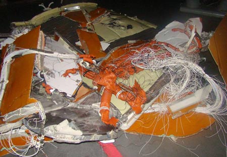 orange debris from af447